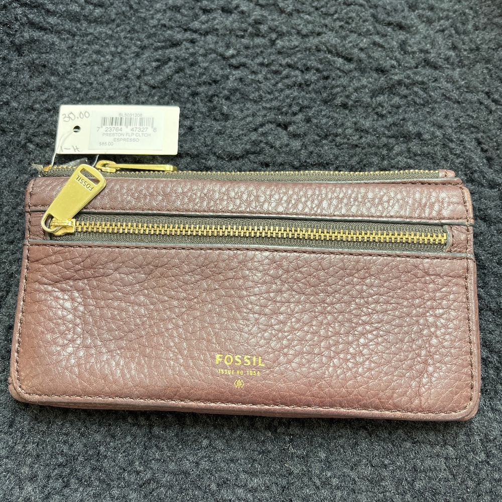 FOSSIL FLIP CLUTCH